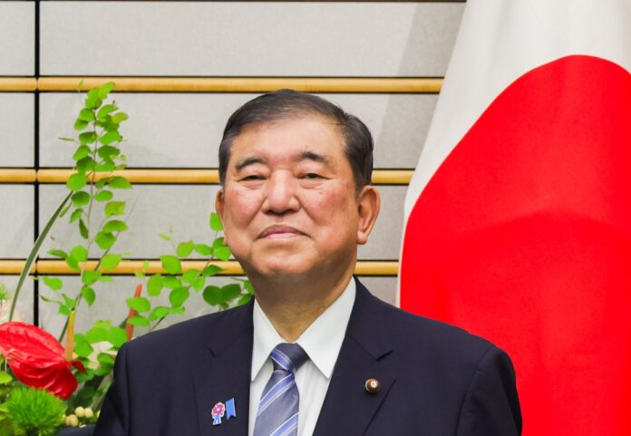 Shigeru_Ishiba_and_Santiago_Peña_at_the_Japanese_Kantei_2025_(1)